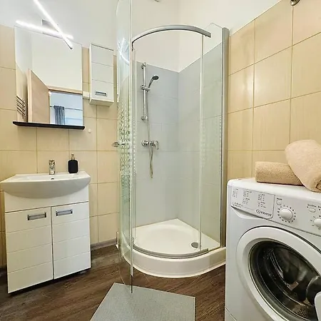 Apartment Raday 2 *